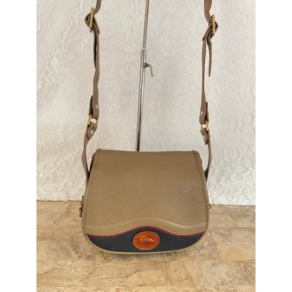 Vtg Dooney and Bourke teton leather brown taupe navy red shoulder bag, crossbody